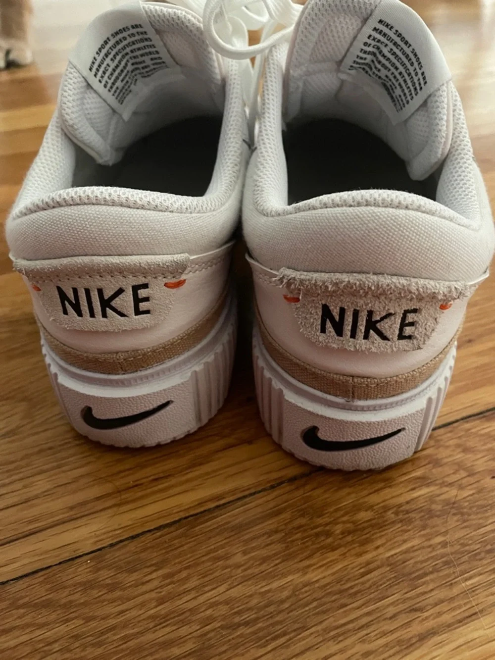 Nike White Black Cream Women’s Sneakers - Picture 3 of 5